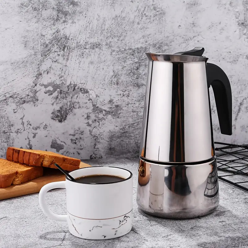 ExpressoElite: Cafetera Italiana de Acero Inoxidable para un Espresso Perfecto